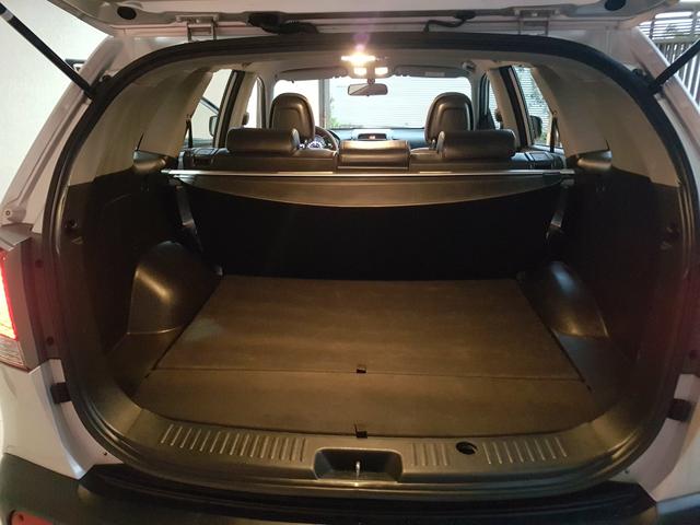 Kia Sorento 2.4 (Aut) - Foto 15