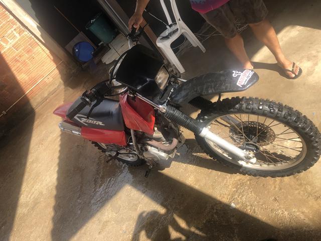 Vendo moto Xr200 boa para ramal - Foto 3