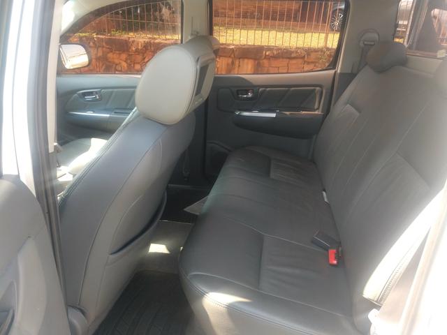 Hilux Srv flex ano 2014 automático - Foto 3