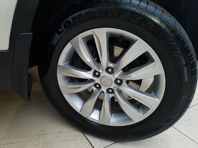 Kia Sorento 2.4 (Aut) - Foto 16