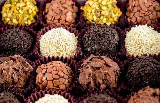Curso brigadeiro Gourmet - Foto 2