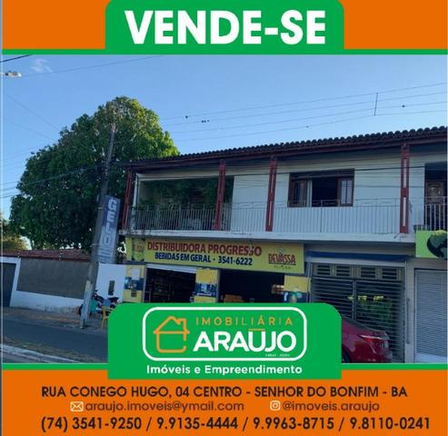 Vende-se Casa Residencial Localizada na Av. António Carlos Magalhães
