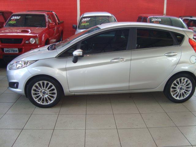 FORD FIESTA 2014/2015 1.6 TITANIUM HATCH 16V FLEX 4P POWERSHIFT - Foto 4