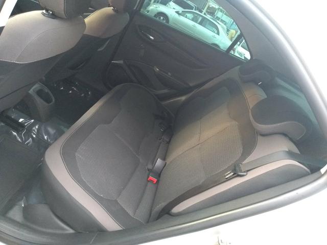 Prisma lt motor 1.0 ano 2016 - Foto 14