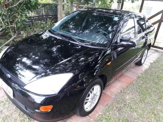 Focus 2.0 sedan