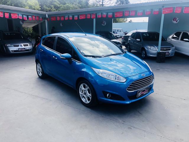 New Fiesta hatch se 1.5 completo - Foto 2