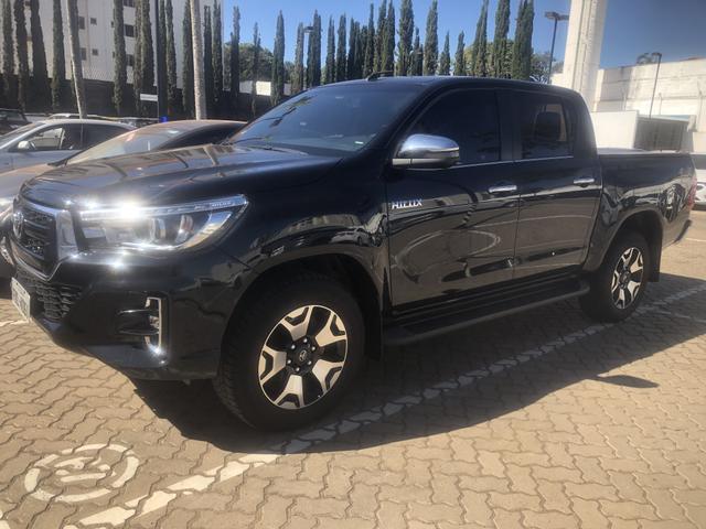 Hilux SR 2020