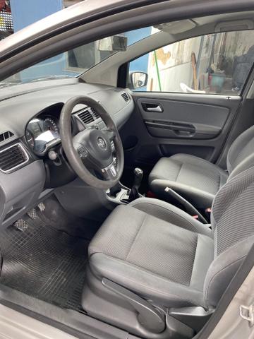 Volkswagen Fox 2012 1.6 completo de tudo - Foto 8