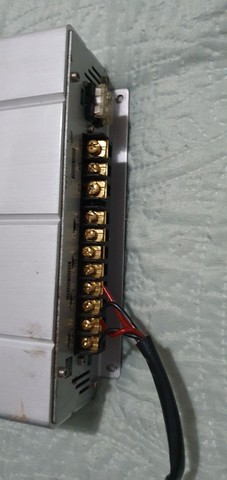 Vendo tampa com jogo de alto falantes bravox revenge e módulo 1000watts promocao - Foto 3
