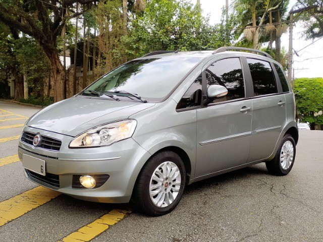 FIAT IDEA 1.6 ESSENCE MANUAL