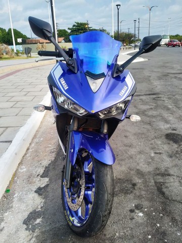 YAMAHA R3
