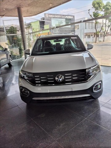 VOLKSWAGEN T-CROSS 1.4 250 TSI TOTAL FLEX HIGHLINE AUTOMÁTICO