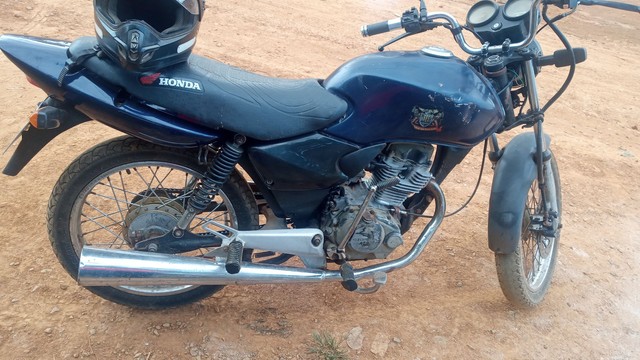 MOTO TITAN 125