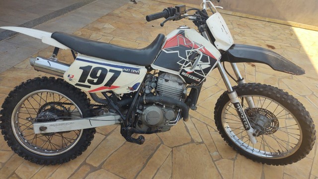 MOTO TORNADO TRILHA