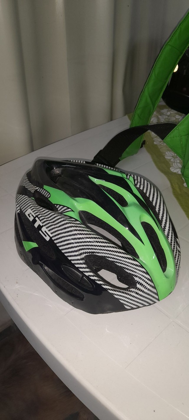 Capacete com sinalizador Led Ciclismo Bike Gts - Ciclismo - Santo  Agostinho, Volta Redonda 1015862962 | OLX