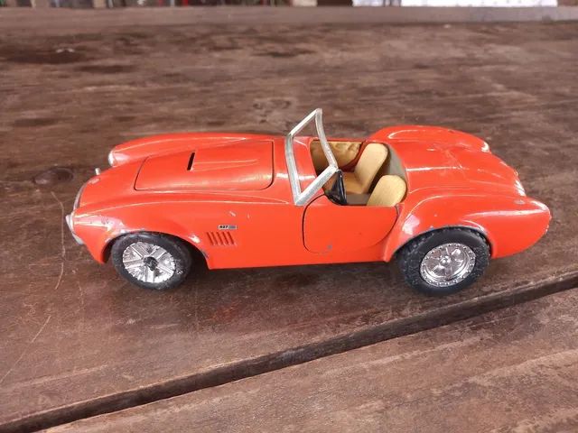 Miniatura cobra 1/24 