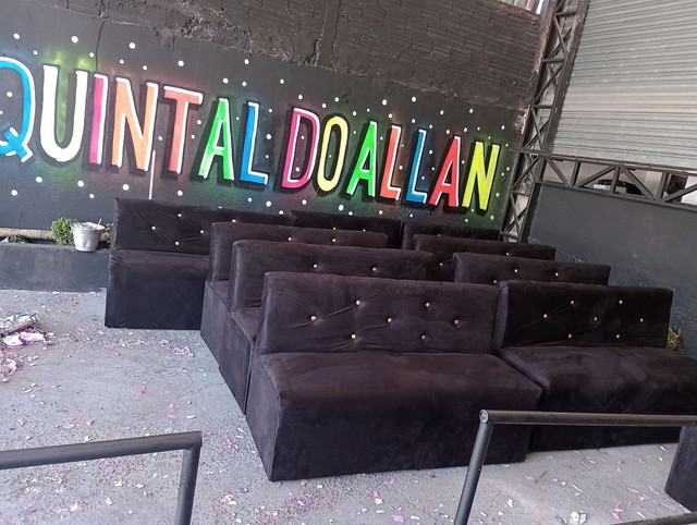 sofá para tabacaria lounges e lanchonete e barbearia 