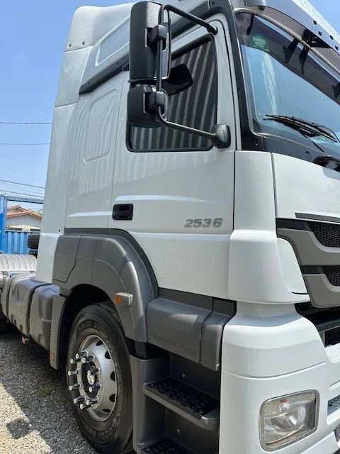 axor 2536  6x2 unico dono