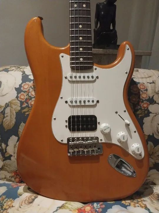 Guitarra Fender Highway One USA - Foto 2