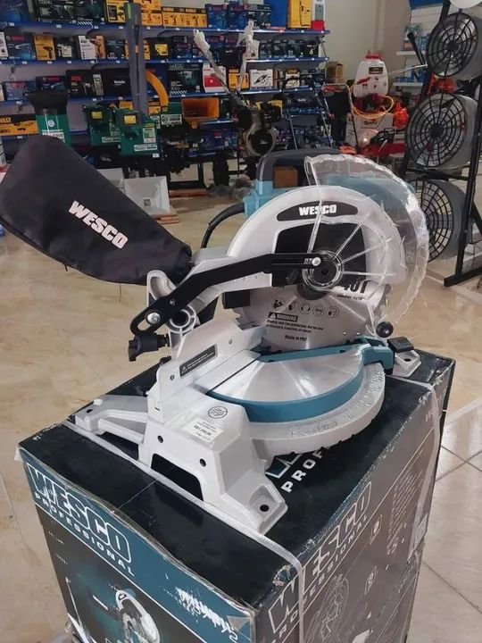 Meia esquadria 10" 1800w c/ disco para madeira Uso Profissional - Wesco(Loja) - Foto 2