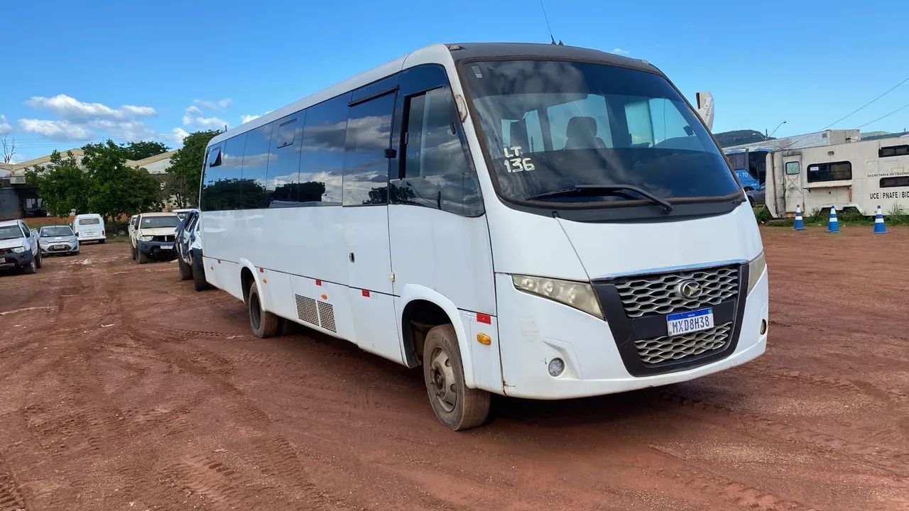 micro-ônibus volare w9 2013 em ótimo estado de conservação - Foto 2