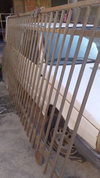 Porta de vidro com estrutura em ferro + portão de correr - Foto 2