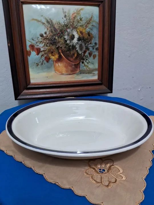 Antiga travessa funda Faiança inglesa