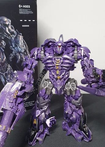 Transformers Shockwave 18cm pintura metalizada 