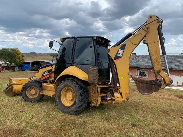 Retroescavadeira 416 E 4x4 ano 2012 - Foto 3