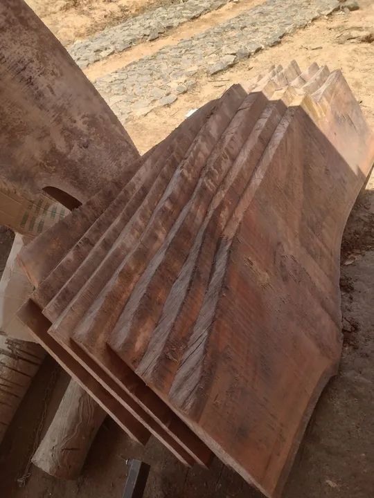 Pranchão de eucalipto 