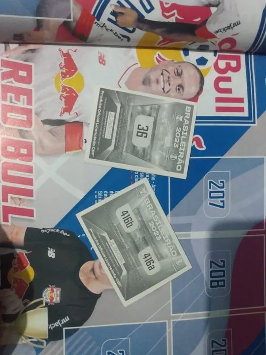 Álbum campeonato brasileiro 2023 (Com 85 figurinhas) - Foto 2