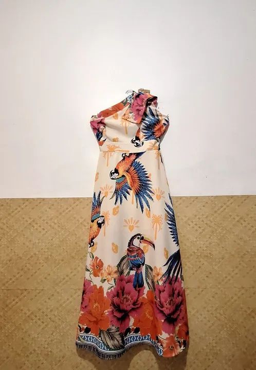 Vestido longo M estampado tropical. Lindíssimo!