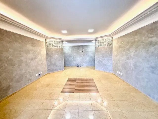 Sala comercial Moderna e funcional  Porcelanato - vagas na frente - Foto 2