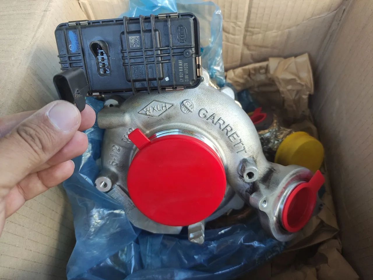 Turbo Compressor Amarok V6 Garrett 6-112 49135-00800 - Foto 2