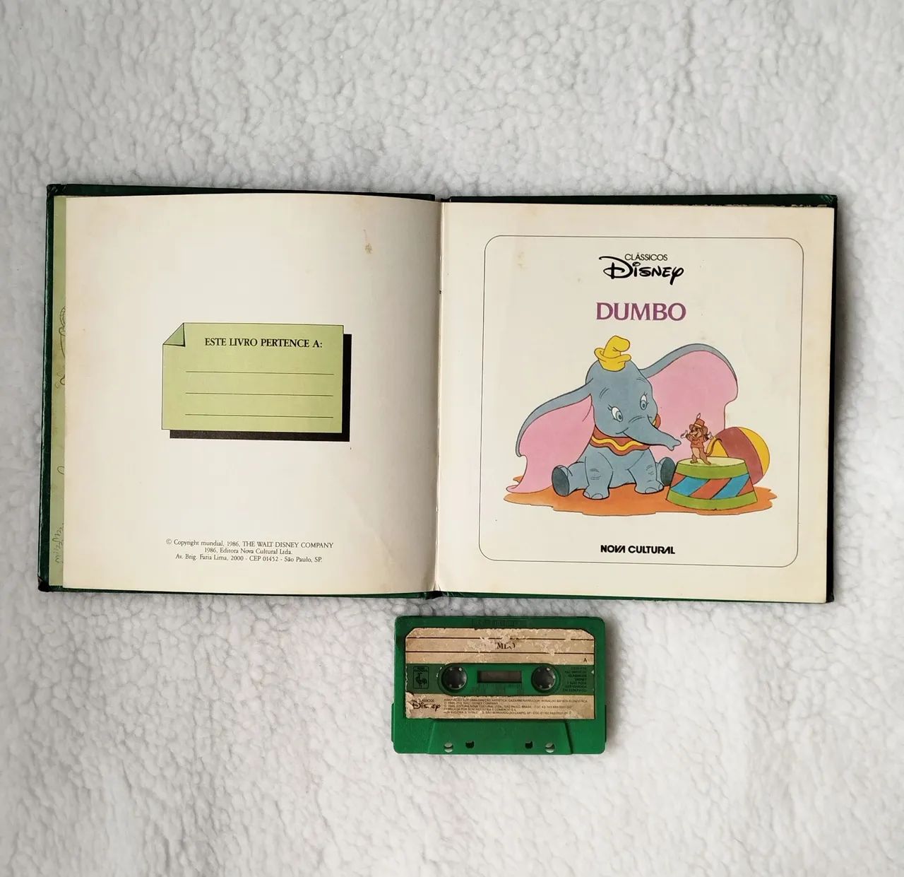 Livro Disney com fita k7 Dumbo e A Cama Voadora - Foto 3