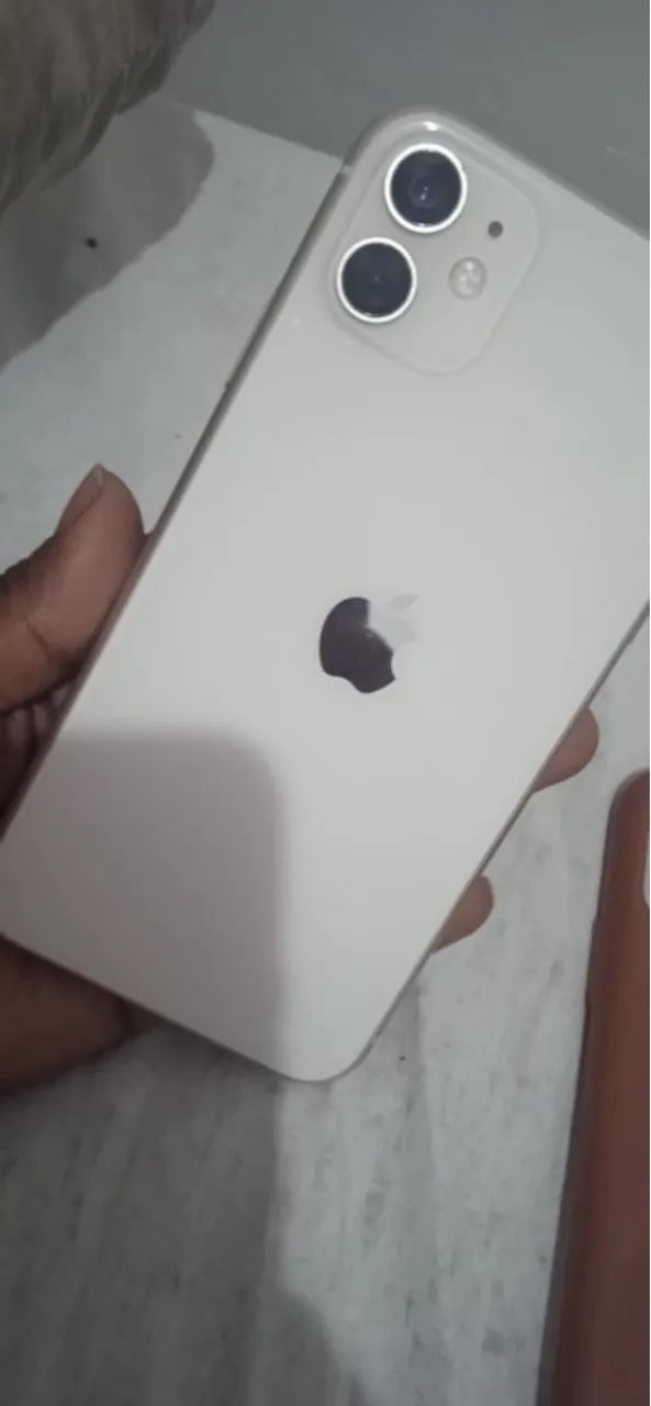 iPhone 1164315886024323121