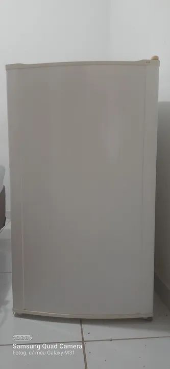 Frigobar Branca - Usada em bom Estado
