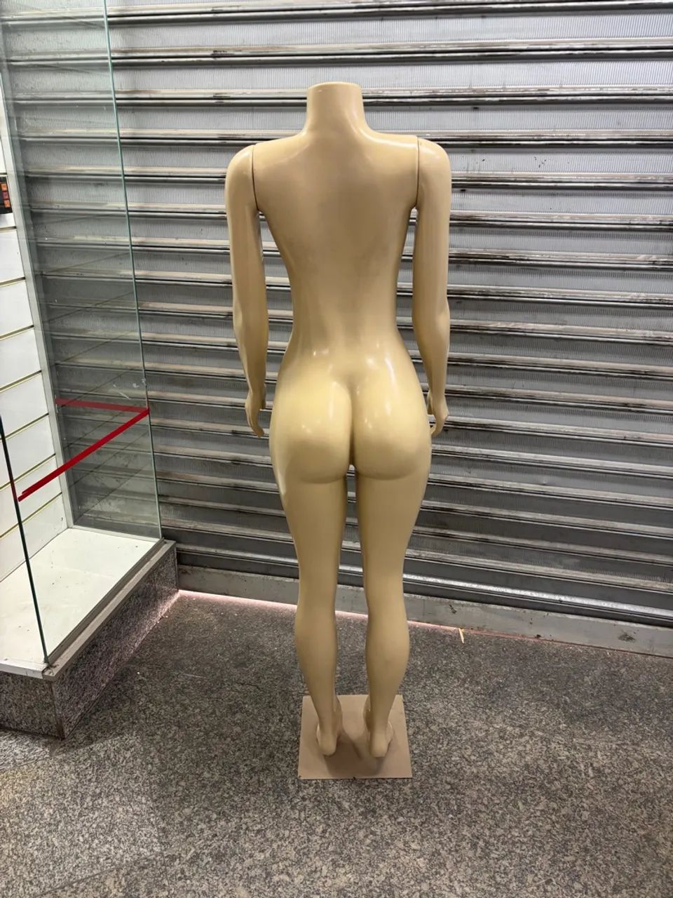 Manequim Feminino - Foto 2