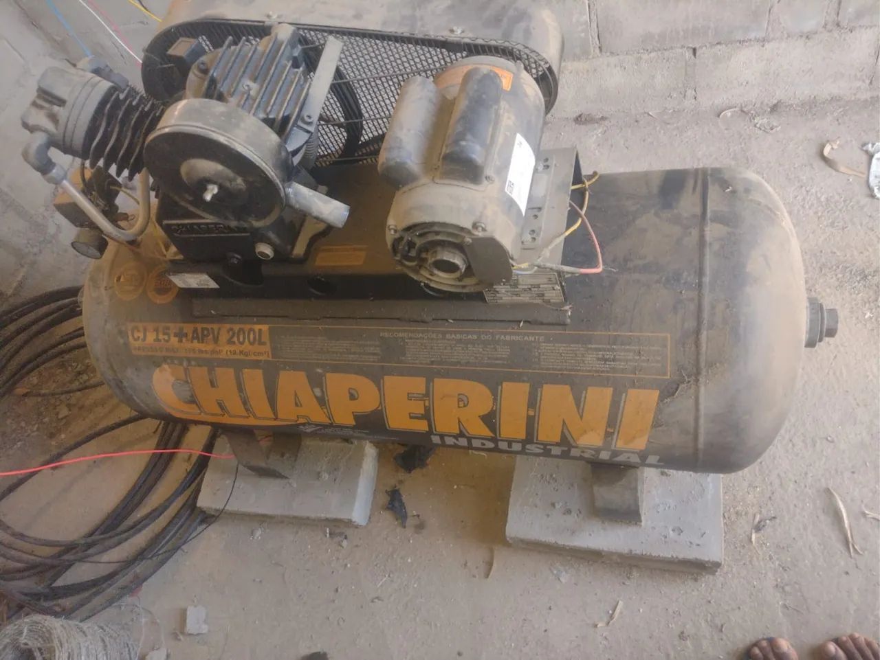 Vendo máquina de fazer bloco  - Foto 3