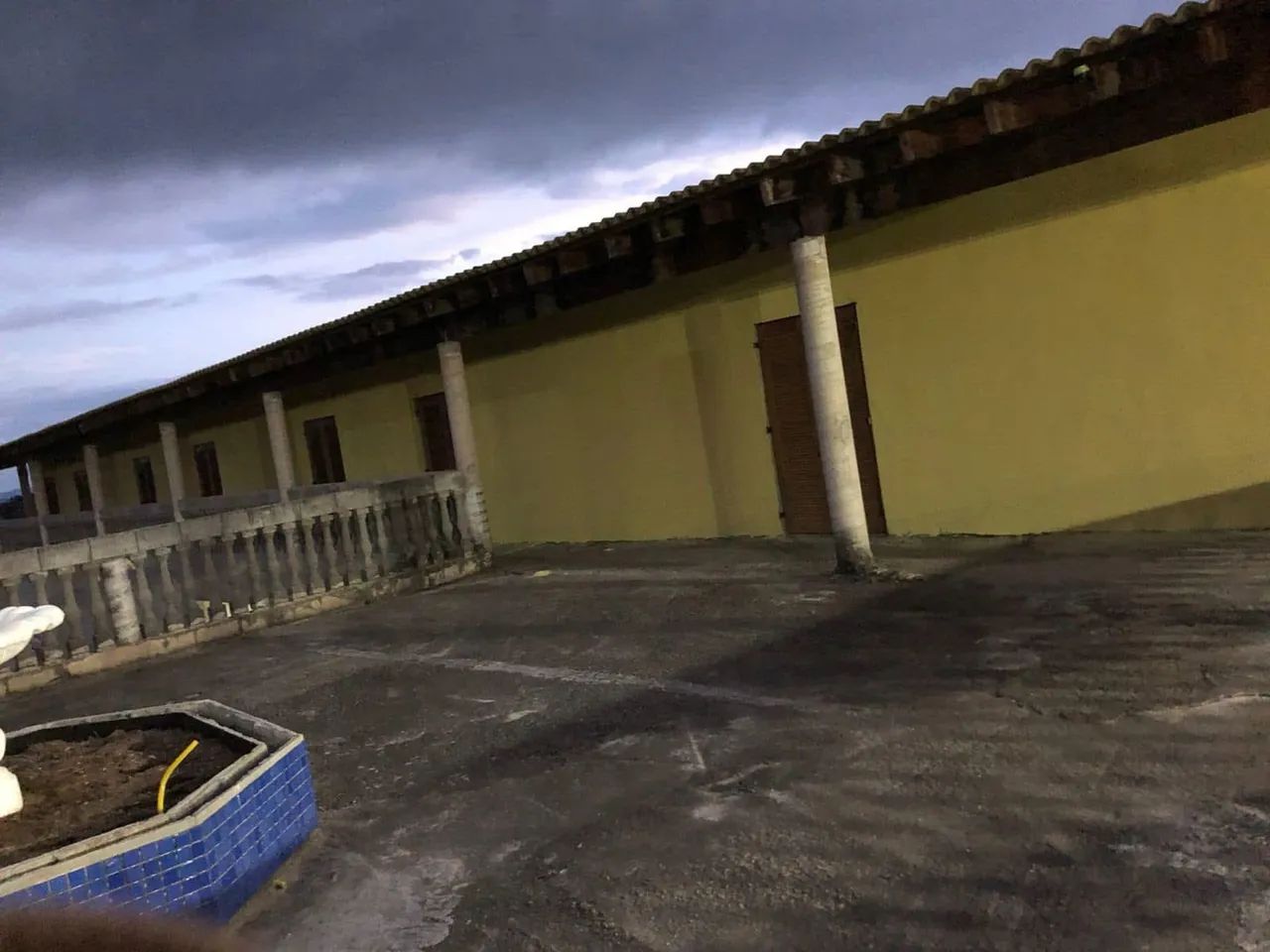 Sítio com piscina e área verde - Foto 2