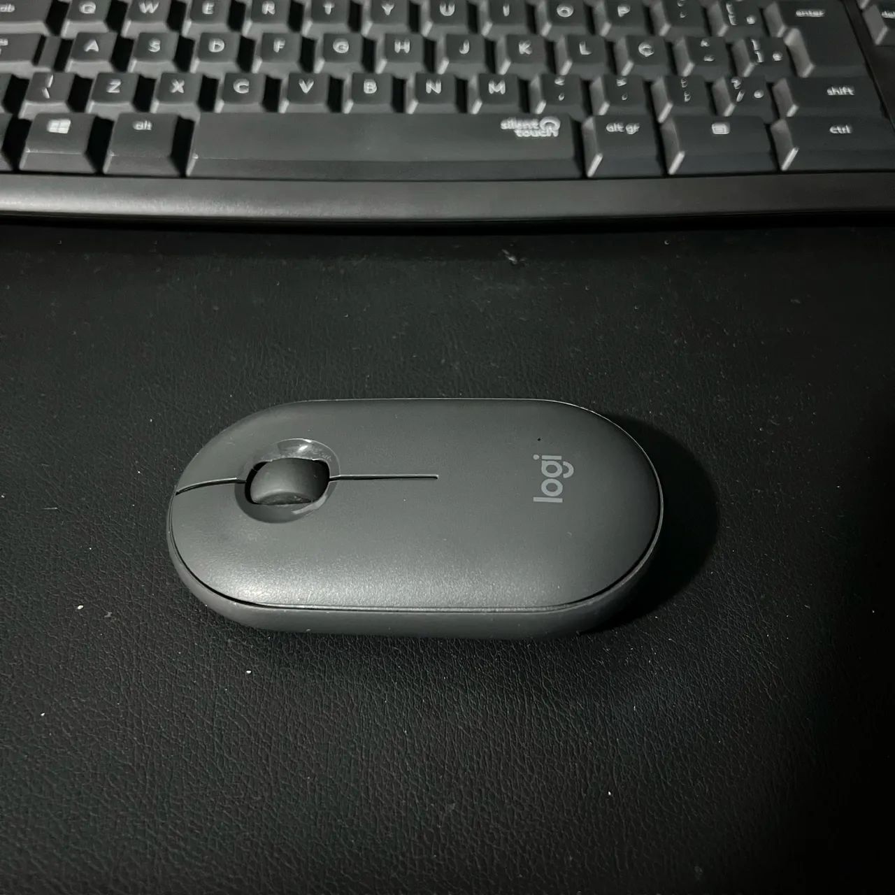 Logitech Pebble