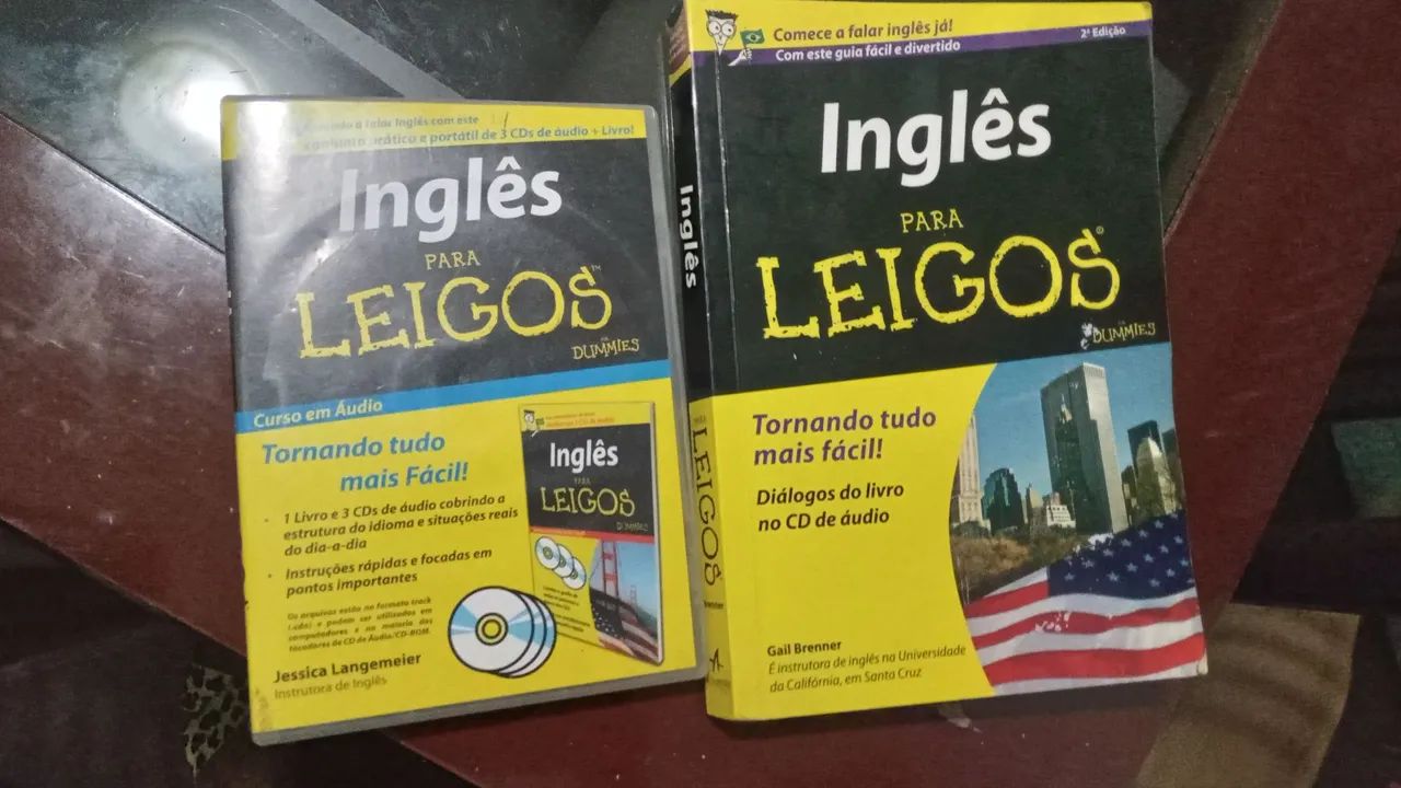 Livros e CDS de inglês 