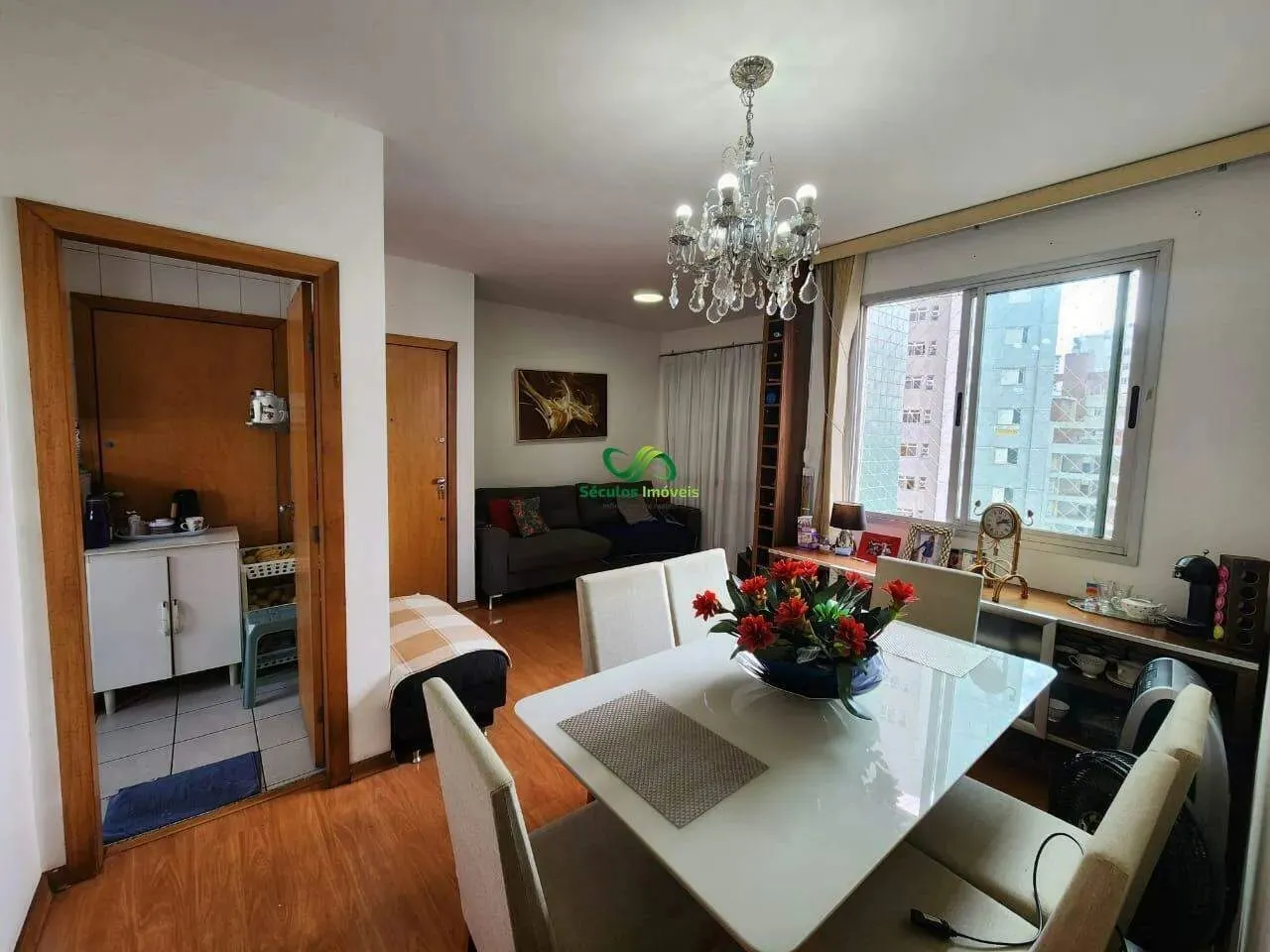 Vendo apartamento de 3 quartos no bairro Estoril BH