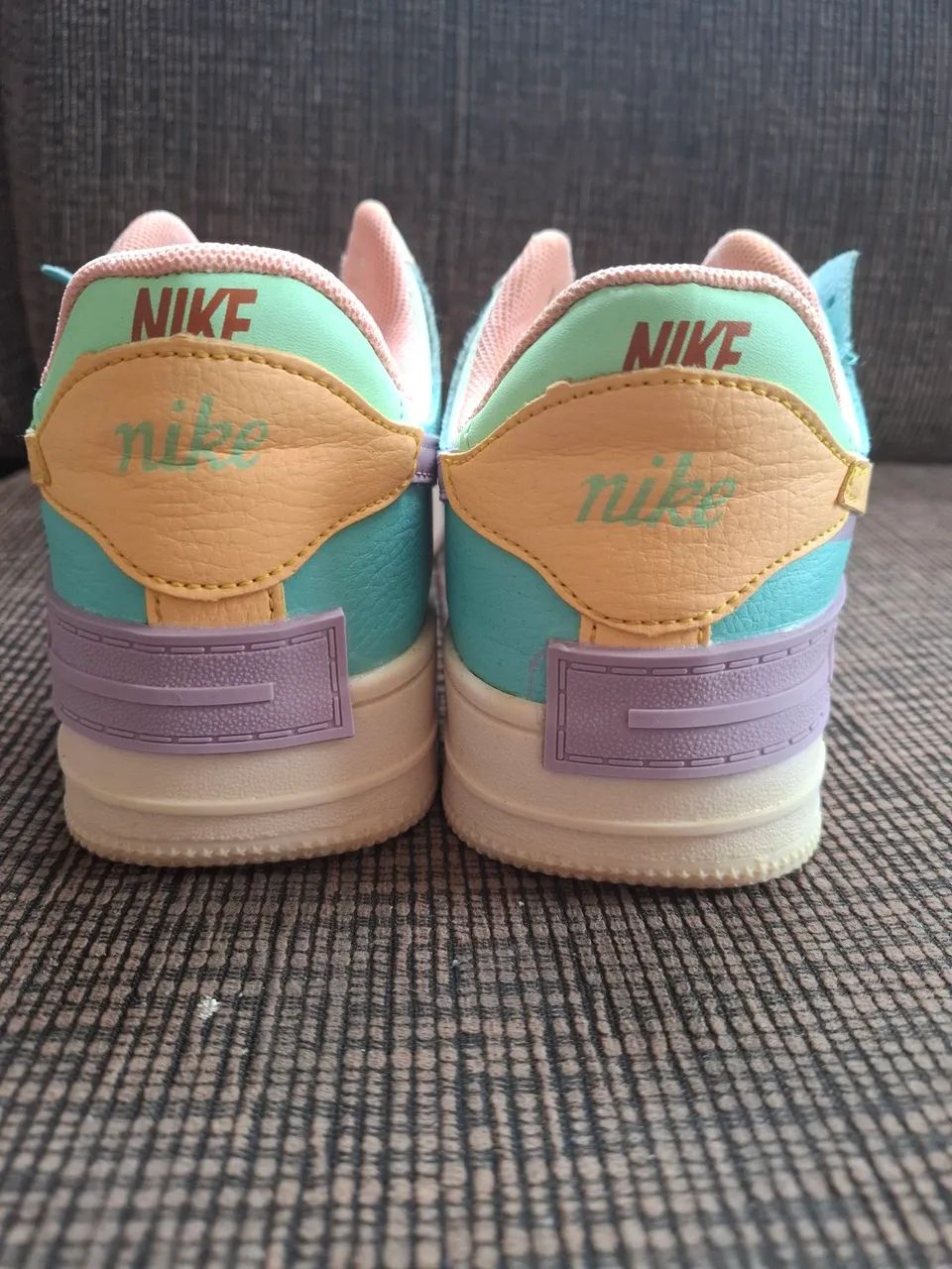 Tênis Nike feminino 36/37 - Foto 4