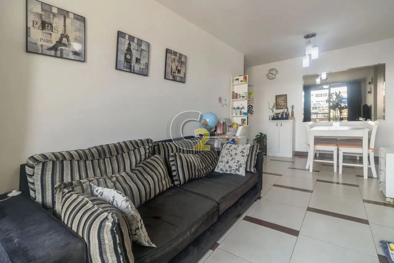 Apartamento á venda na Água Branca, 2 quartos, 1 vaga na garagem