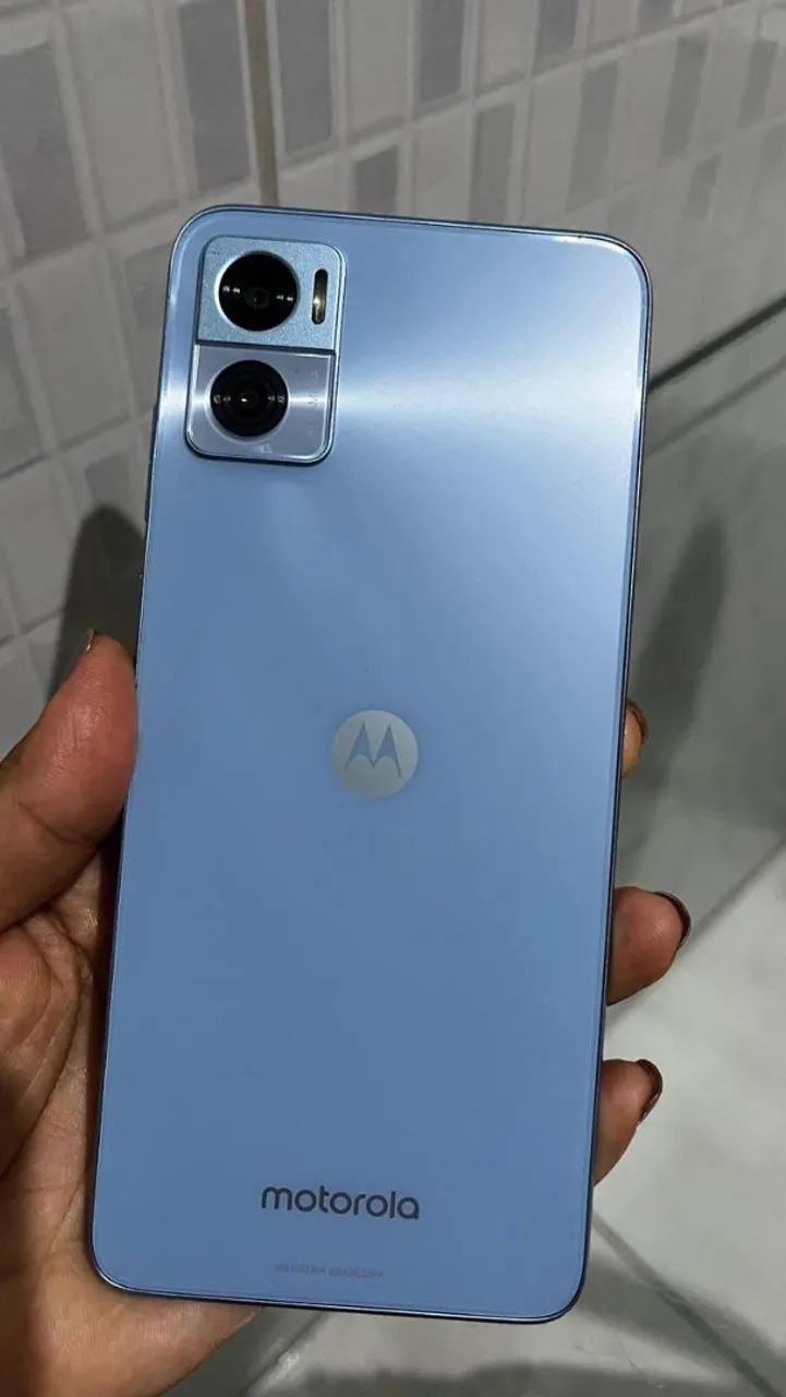 MOTOROLA E22
