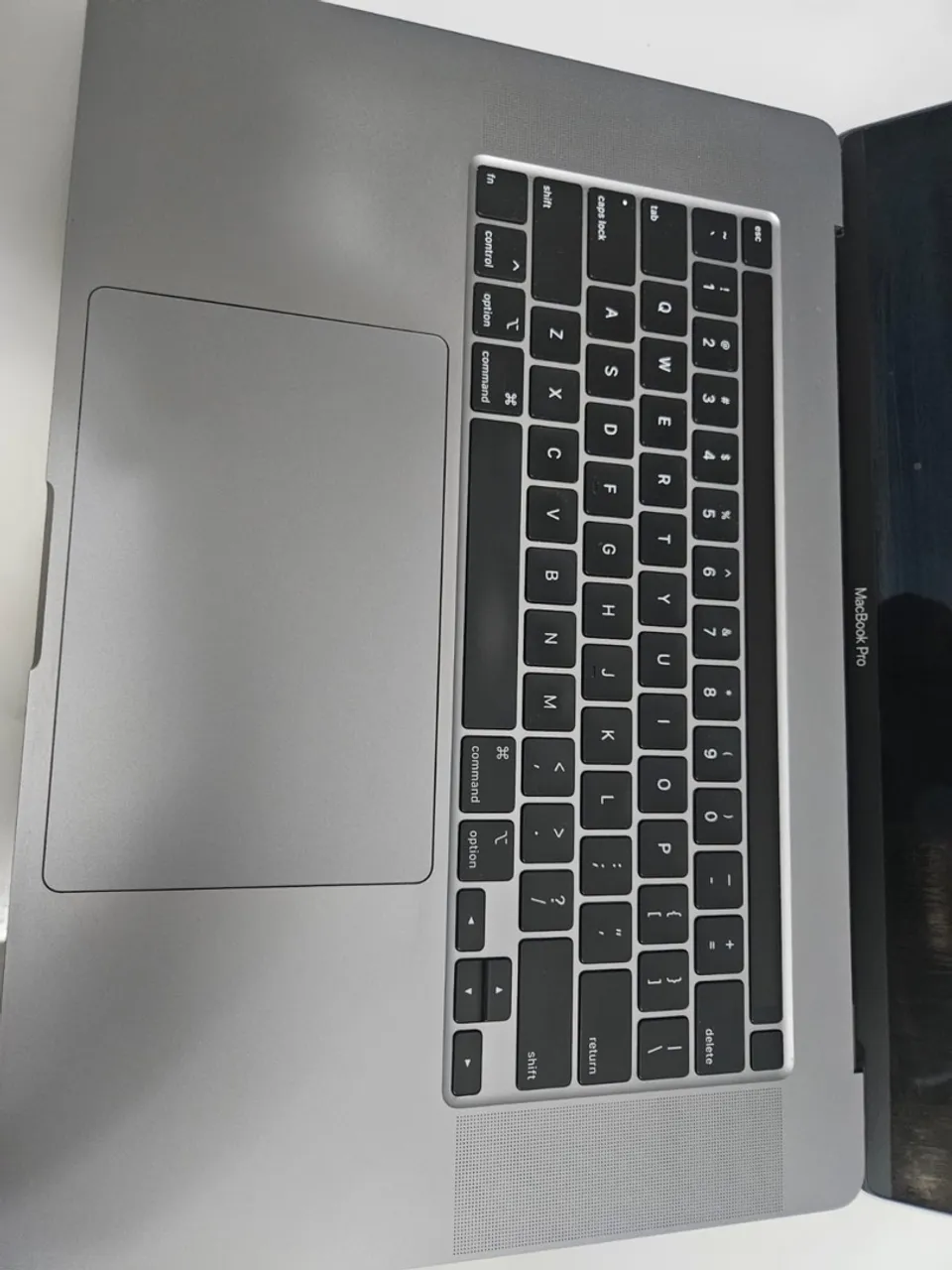 MacBook Pro 16インチ 2019 core i7 32GB 1TB MacBook Pro (16 polegadas, 2019) - Especificações técnicas