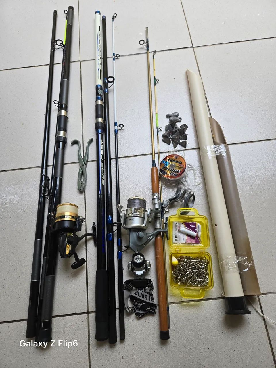 Kit de Pesca Completo - Varas, Carretilhas e Acessórios - Foto 2