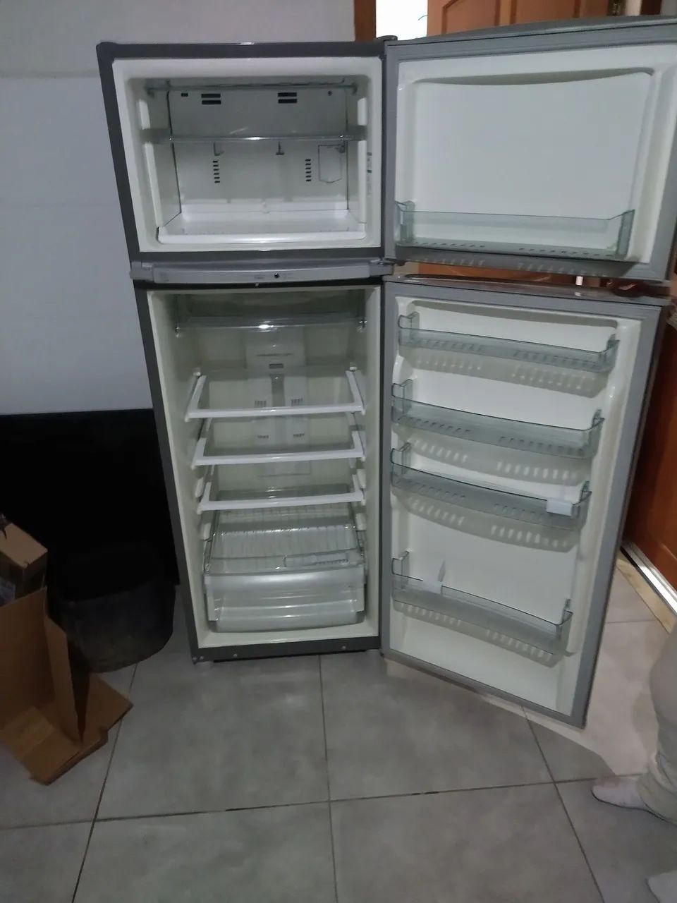 Geladeira Frost Free - Ideal para sua cozinha! - Foto 4