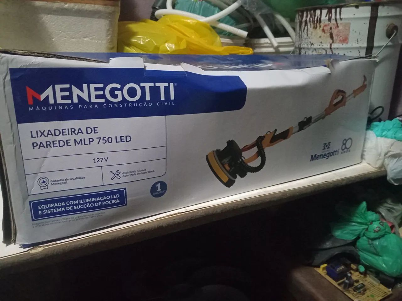 Lixadeira de Parede MLP 750 LED Menegotti